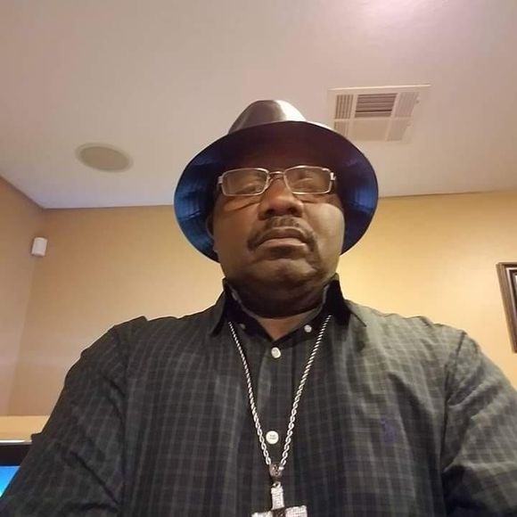 Meet your Posher, Warren - Picture 1 of 1